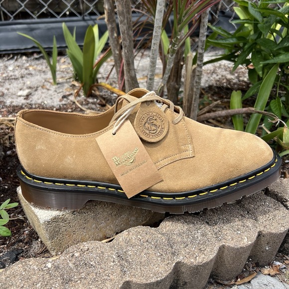 Dr. Martens Other - NEW England gibsons Men's 11 shoes Dr. Martens 1461 tan CF Stead Brown Oxfords